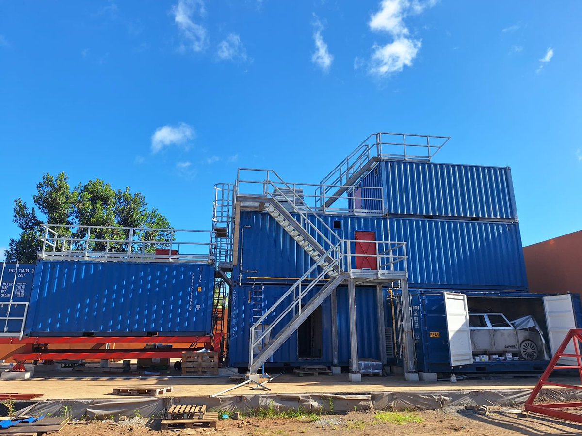 Poursuite des déplacements dans nos départements d’outre-mer pour évoquer les sujets du réseau associatif et de l’<a href="/OdpPompiers/">ODP Sapeurs-Pompiers de France</a>. 
Merci à Mayotte pour l’accueil. Les visites des centres de secours sur Petite-Terre (Pamanzi) et sur Grande-Terre (Kawani, Coconi, Chirongui) ont