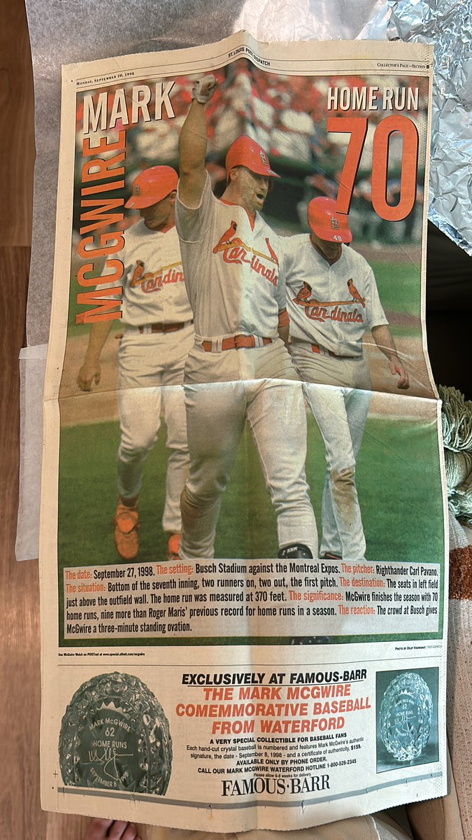 TLsportsscience's tweet image. Any big @Cardinals or @markmcgwire fans out there? If you are, I have the perfect piece to complete your #collection For $60, you can have this authentic piece of #Cardinals and #MarkMcGwire history! @CopAPop @CardPurchaser @GotdemCards could ya help with a few retweets fellas?:)