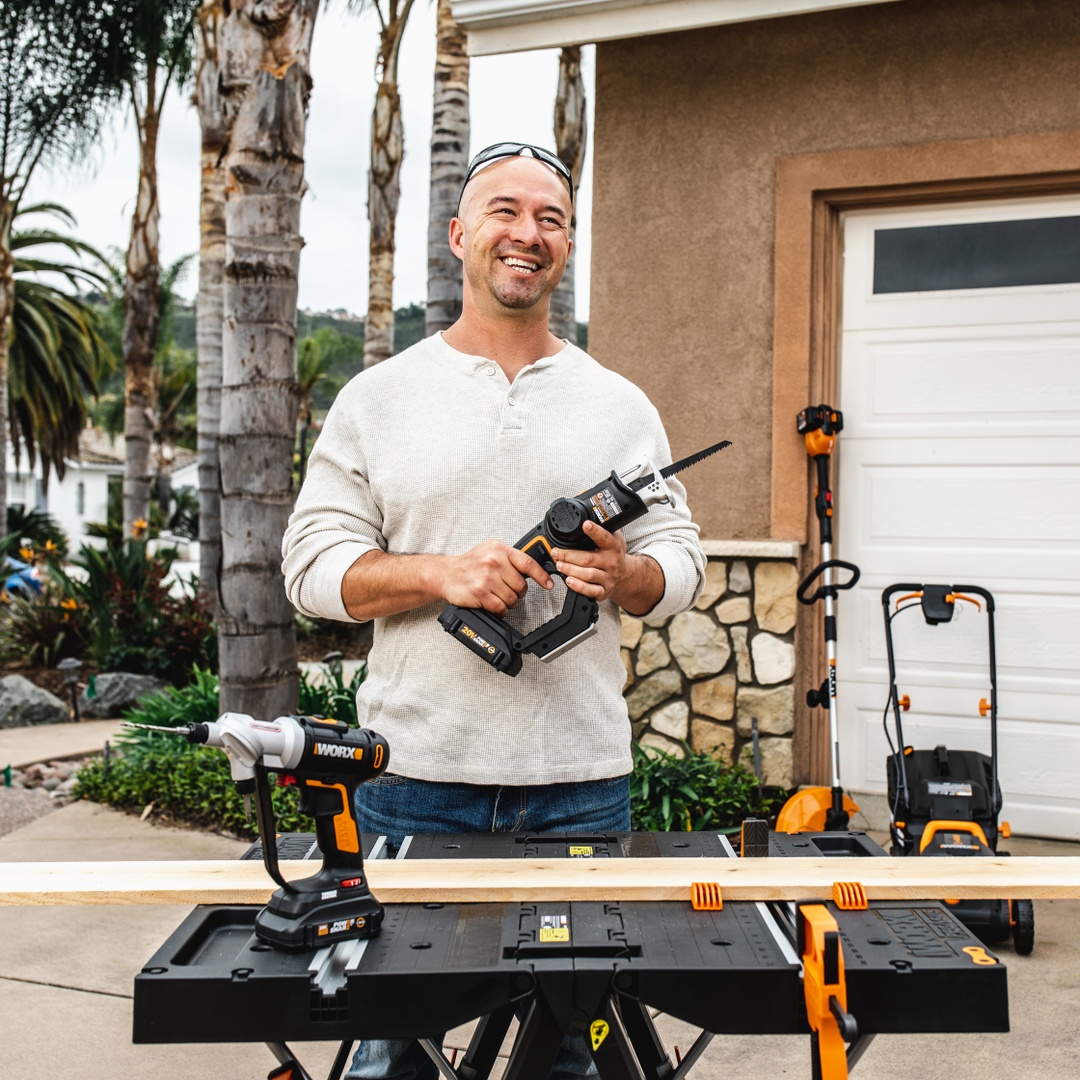 Cue the outdoor work station 🎬☀️ #PowerShare batteries offer a cordless solution for wherever the summer weather leads. See the full platform of 100+ tools: bit.ly/45bYdxv