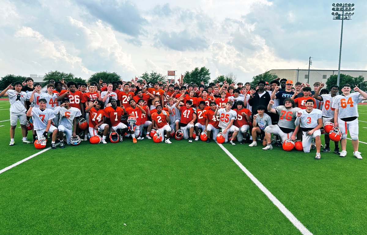 I couldn’t be more proud of this group of 9th graders as they head into the summer. They absolutely crushed their 1st Off-Season and Spring Ball! Big thanks to everyone who came out to their Spring Game last night. The future is bright! #JFND