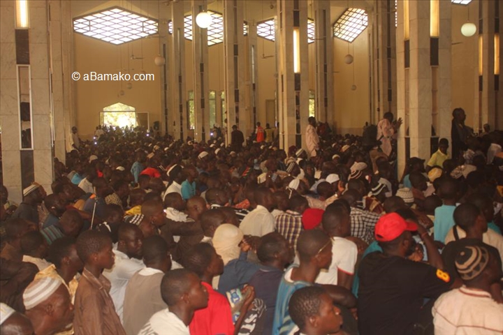 En réaction aux insultes envers l'islam et les musulmans : Une grande mobilisation prévue à la grande mosquée de Bamako vendredi prochain ..news.abamako.com/h/292882.html