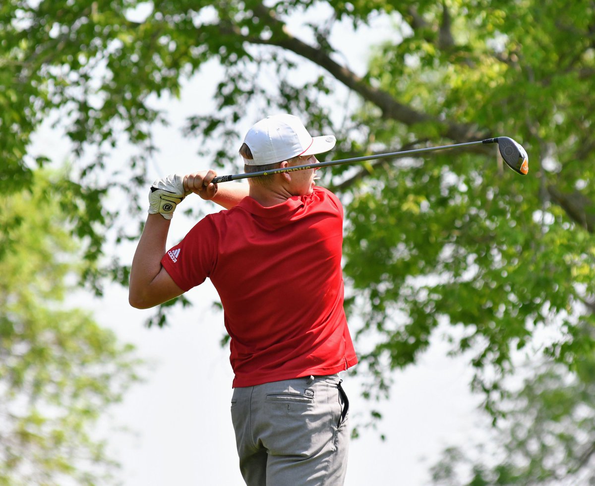 SportsANR's tweet photo. With an 80, Aurora's Luke Grosshans finished 10th and secured the final state qualifier position in the B-3 district. #nebpreps https://t.co/JoPJ3VQJGb