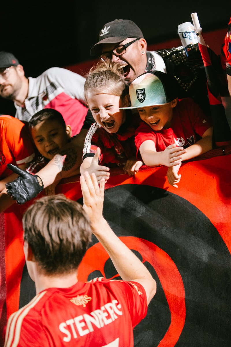 POV: Matchday is your favorite day. #TodosRojos