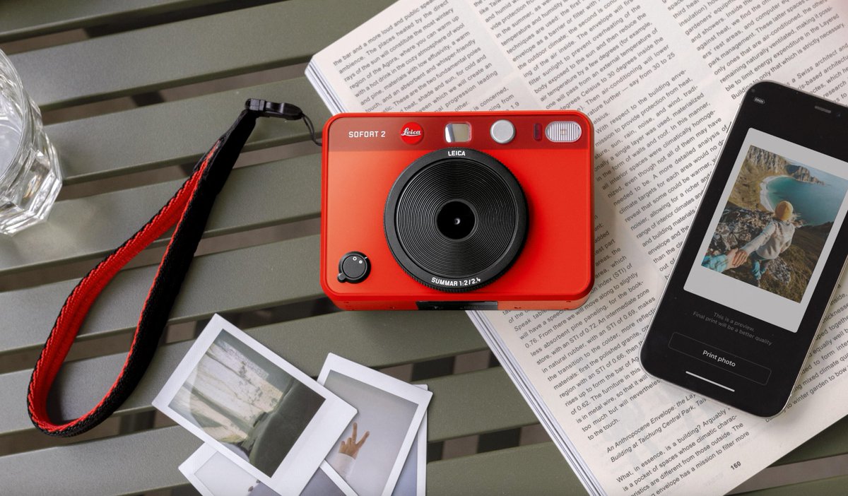 Shop Leica Sofort 2 at B&C Camera. This cool hybrid instant camera blends classic vibes with modern tech.
store.bandccamera.com/collections/le…
#leica #leicasofort2 #photography #bandccamera
