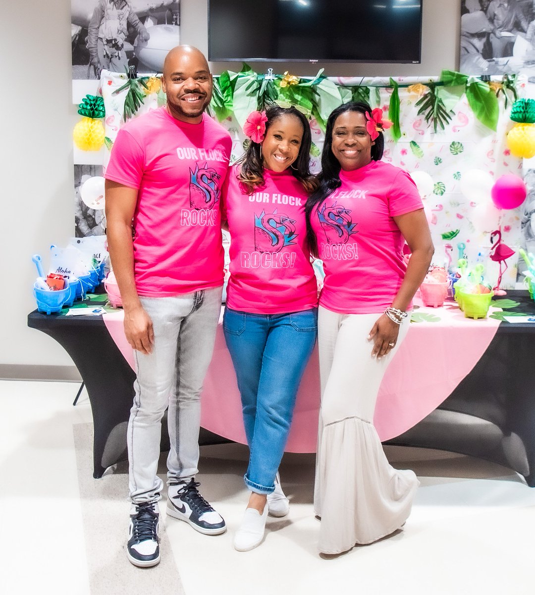 Teachers deserve a break too! On day 2 of celebrating #TeacherAppreciationWeek at @APSTAGAcademy, educators mentally jetted off to Aruba for some sun and sand! 🦩Our Flock Rocks! 🦩✈️ #TeacherAppreciation #ArubaBound