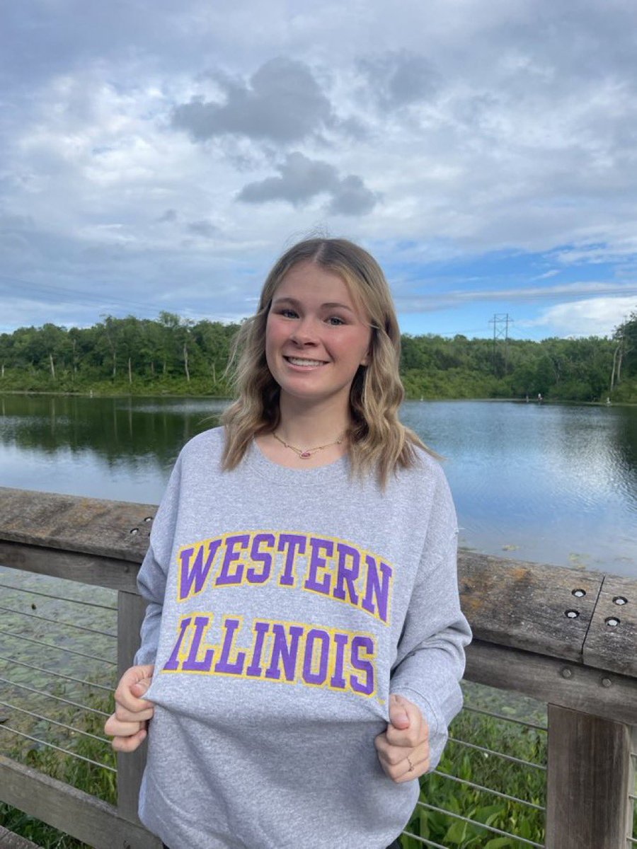 Shout out to 17 Black athlete Caroline Clayton and family on your commitment to study and play Division I volleyball at Western Illinois University! You will do amazing things in college and beyond! Your Dynasty fam is proud of you… #Stud💪🏾💙