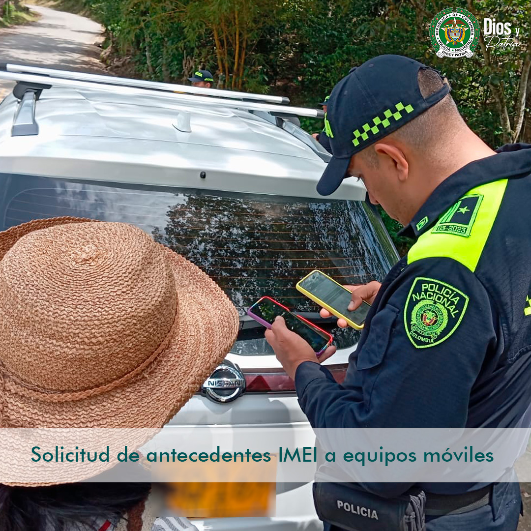 #Coromoro | 🔒📱La Policía Nacional verifica antecedentes IMEI en equipos móviles para prevenir el hurto de celulares. ¡Protege tu dispositivo y contribuye a una comunidad más segura!