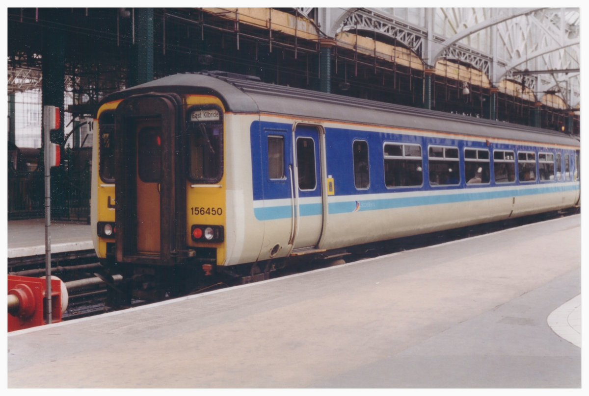 156 450 at #Glasgow Central at 17.00 on 15th July 1999. @networkrail #DailyPick #Archive @ScotRail
