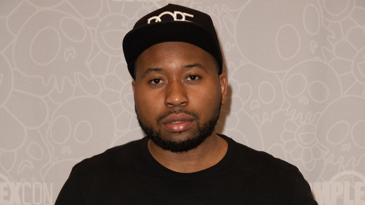 Drake Defender DJ Akademiks Might Not Be Able to Talk His Way Out Of His Latest Legal Troubles dlvr.it/T6tcC7