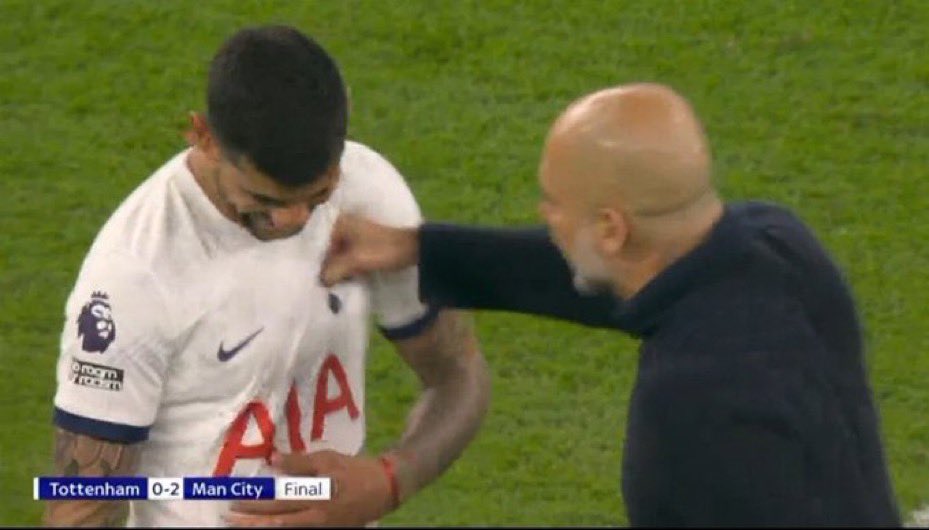 JayGunner99's tweet image. @FaniforDA 3 thug man focus on the real target #corruption #fouronenine