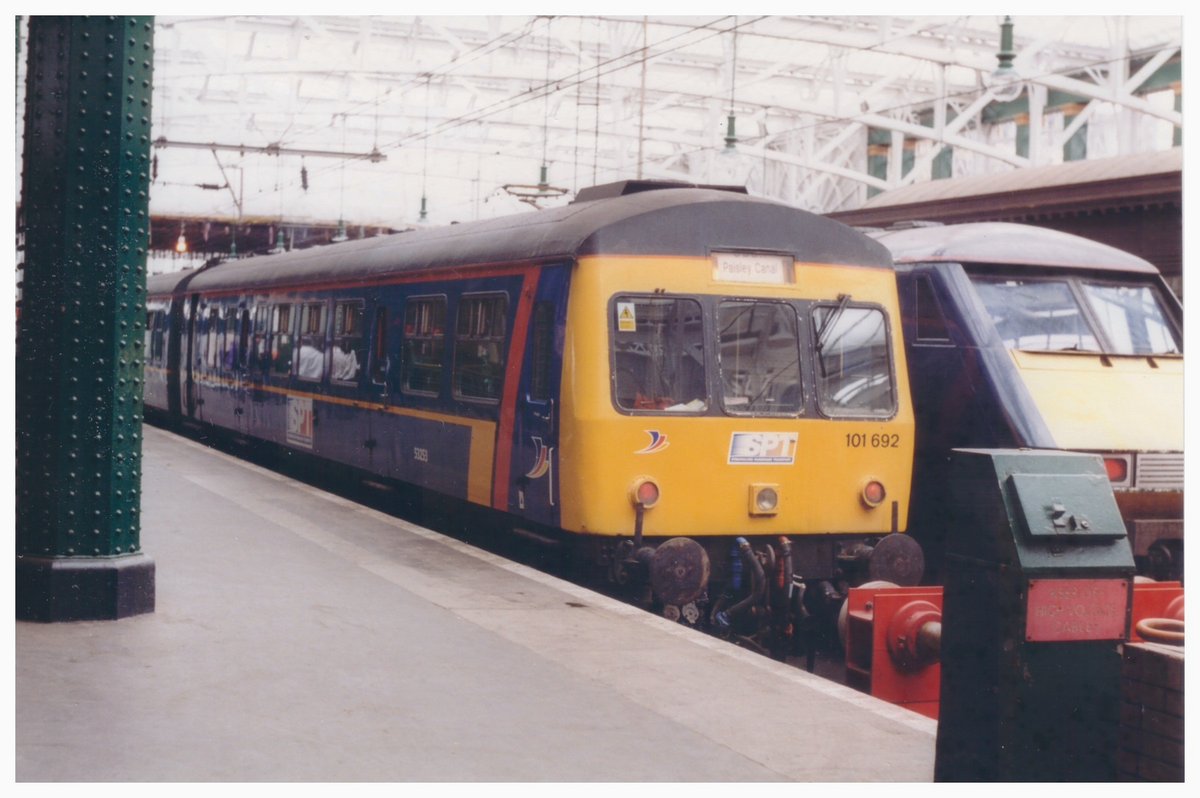 53253 at #Glasgow Central at 10.38 on 16th July 1999. @networkrail #DailyPick #Archive @ScotRail