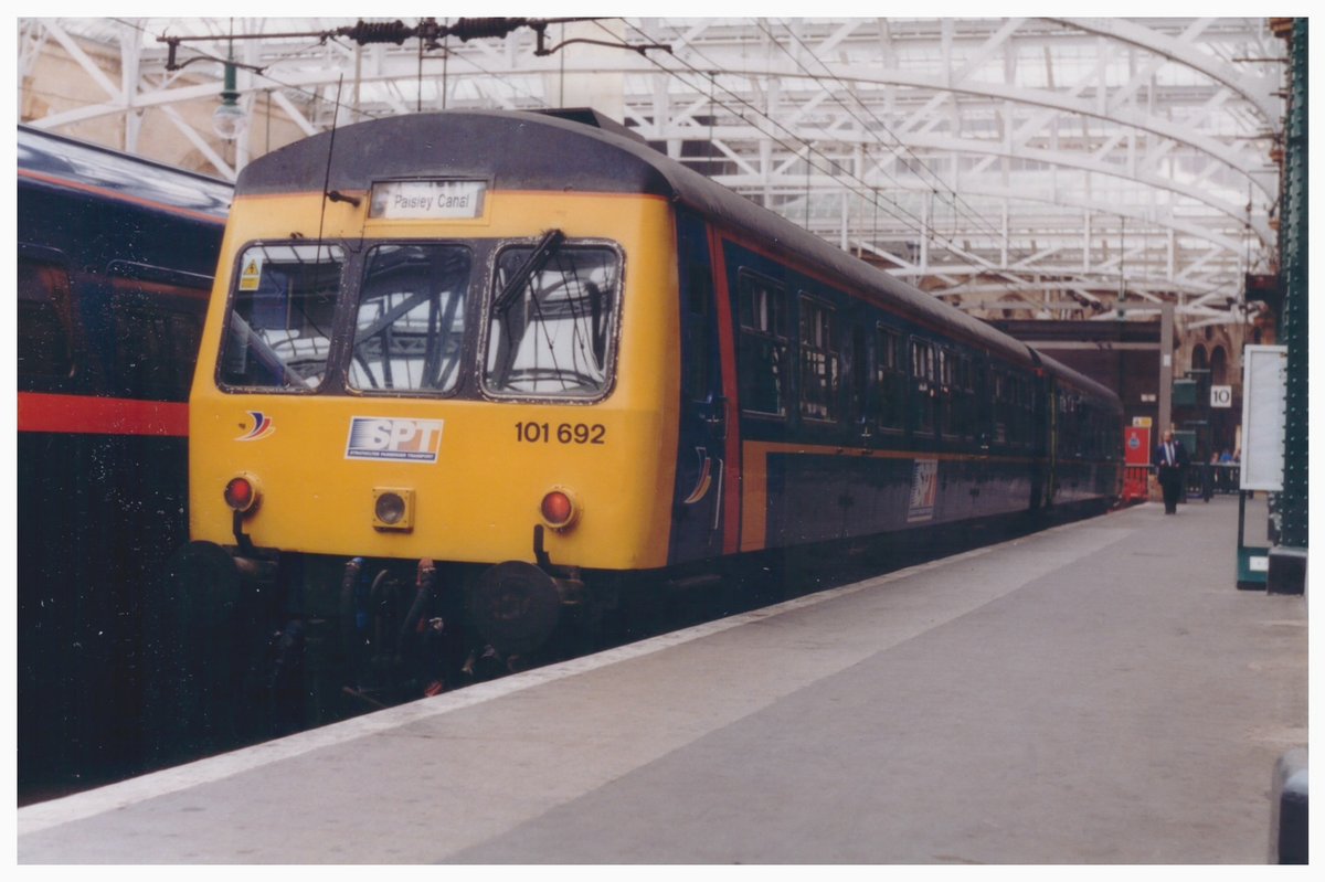 53170 at #Glasgow Central at 10.38 on 16th July 1999. @networkrail #DailyPick #Archive @ScotRail