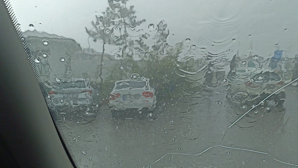 Erciş’te yağmur ve dolu etkili oldu gazetevan.com/haber/ercis/19… #VAN #vanhaber