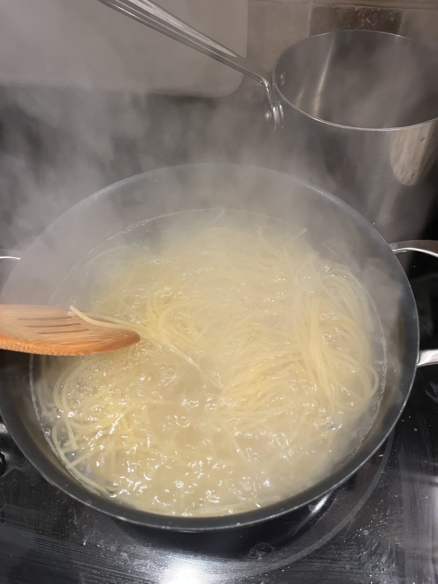 The pasta. Spaghetti Rigate!