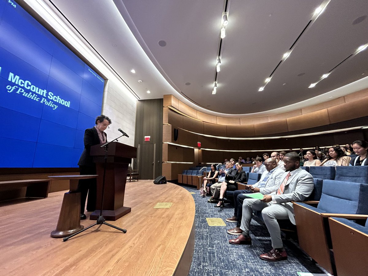 At tonight’s McCourt Awards Ceremony, students, faculty and community leaders will be recognized for their meaningful contributions to our school. Thank you, changemakers! 💙