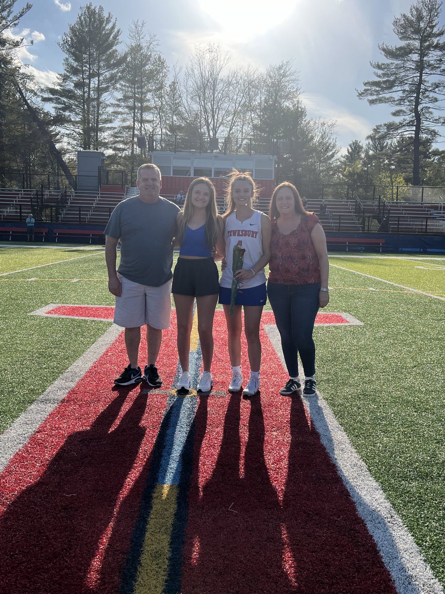 Senior Emma Giordano with her Family