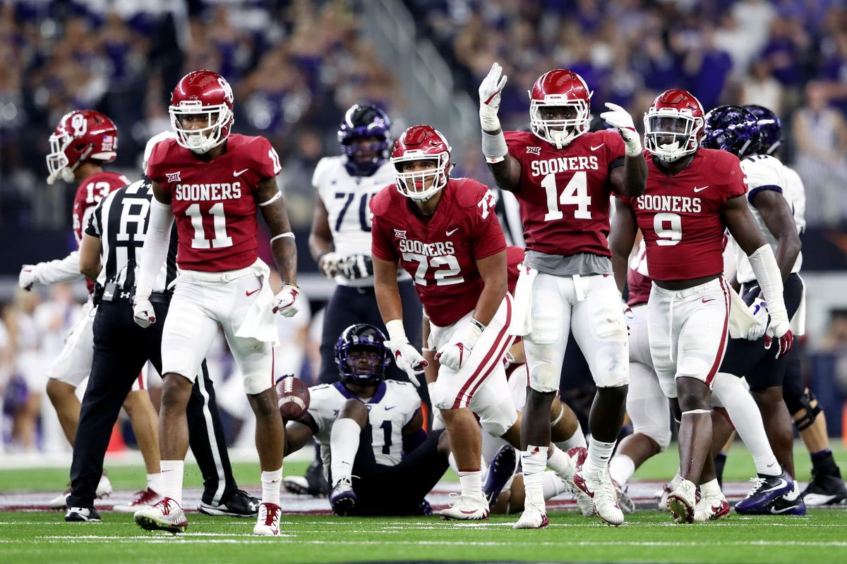 After a great conversation with @CoachZAlley I’m blessed to receive my first SEC offer from the University of Oklahoma!! @OU_Football @LibertyFBLions @coachthomasfb @btrain92