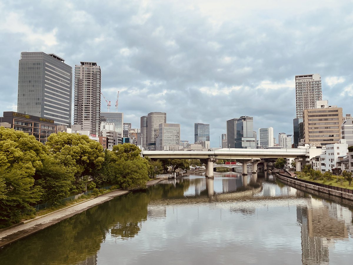 朝の風景

#朝空 #いまそら #空が好きな人と繋がりたい #空気が綺麗 #空 #venti #イオンクラスター