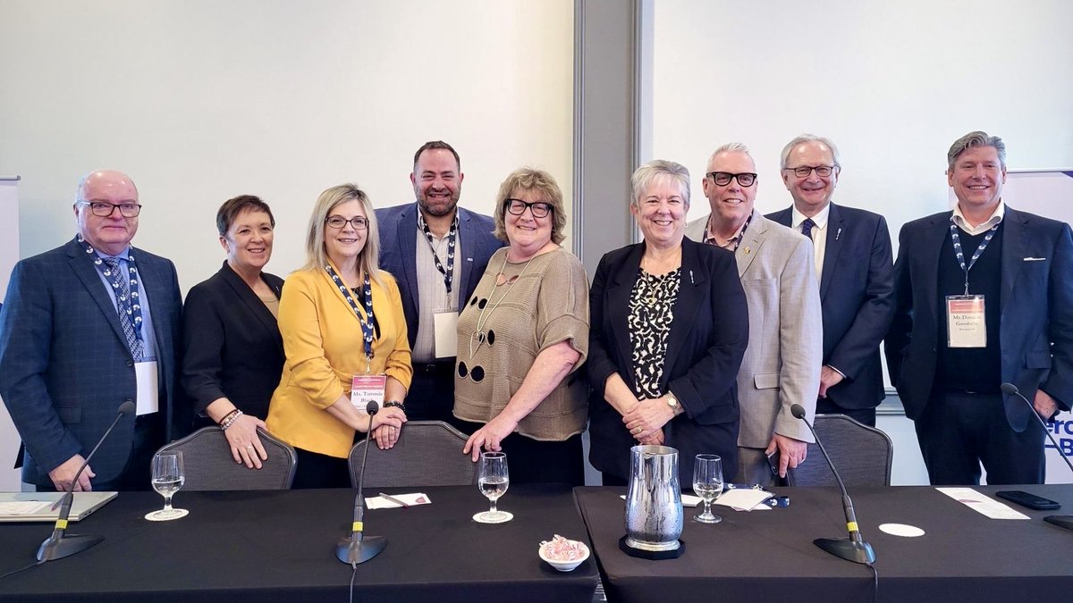 Blaine Higgs (@premierbhiggs) on Twitter photo It was my pleasure to join Health Minister <a href="/BruceFitchMLA/">Bruce Fitch</a> and colleagues this morning for the <a href="/NBHRF/">ResearchNB | RechercheNB</a> Healthy Aging presentations and panel, moderated by CEO Damon Goodwin.
This is one of the key pillars of our health plan, with 22.5% of our population over 65. That’s why we’ve It was my pleasure to join Health Minister <a href="/BruceFitchMLA/">Bruce Fitch</a> and colleagues this morning for the <a href="/NBHRF/">ResearchNB | RechercheNB</a> Healthy Aging presentations and panel, moderated by CEO Damon Goodwin.
This is one of the key pillars of our health plan, with 22.5% of our population over 65. That’s why we’ve