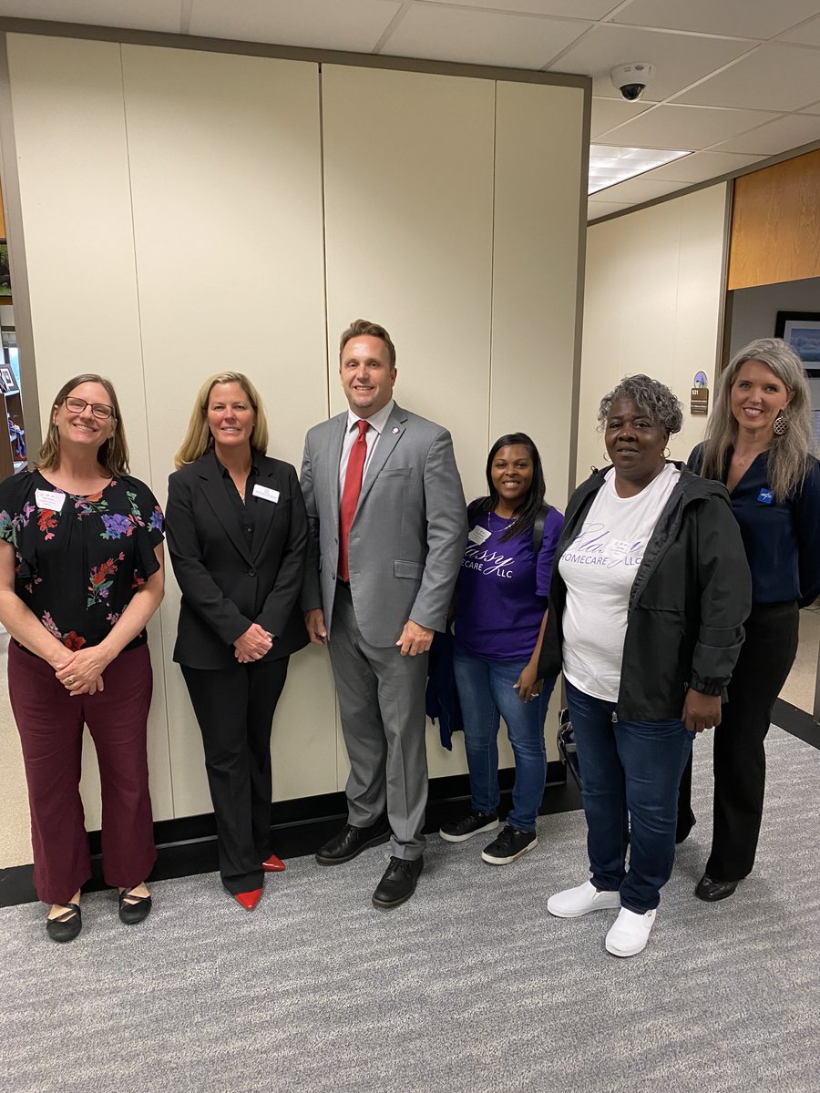 #Homecare and #hospice workers are a vital part of patient care. Representative Brian Biggs @BrianBiggs7, thank you for your support and taking the time to discuss home care and hospice issues. #HomeCareAction #SembraCare @NCHomeCareTim @H4HCAdvocacy