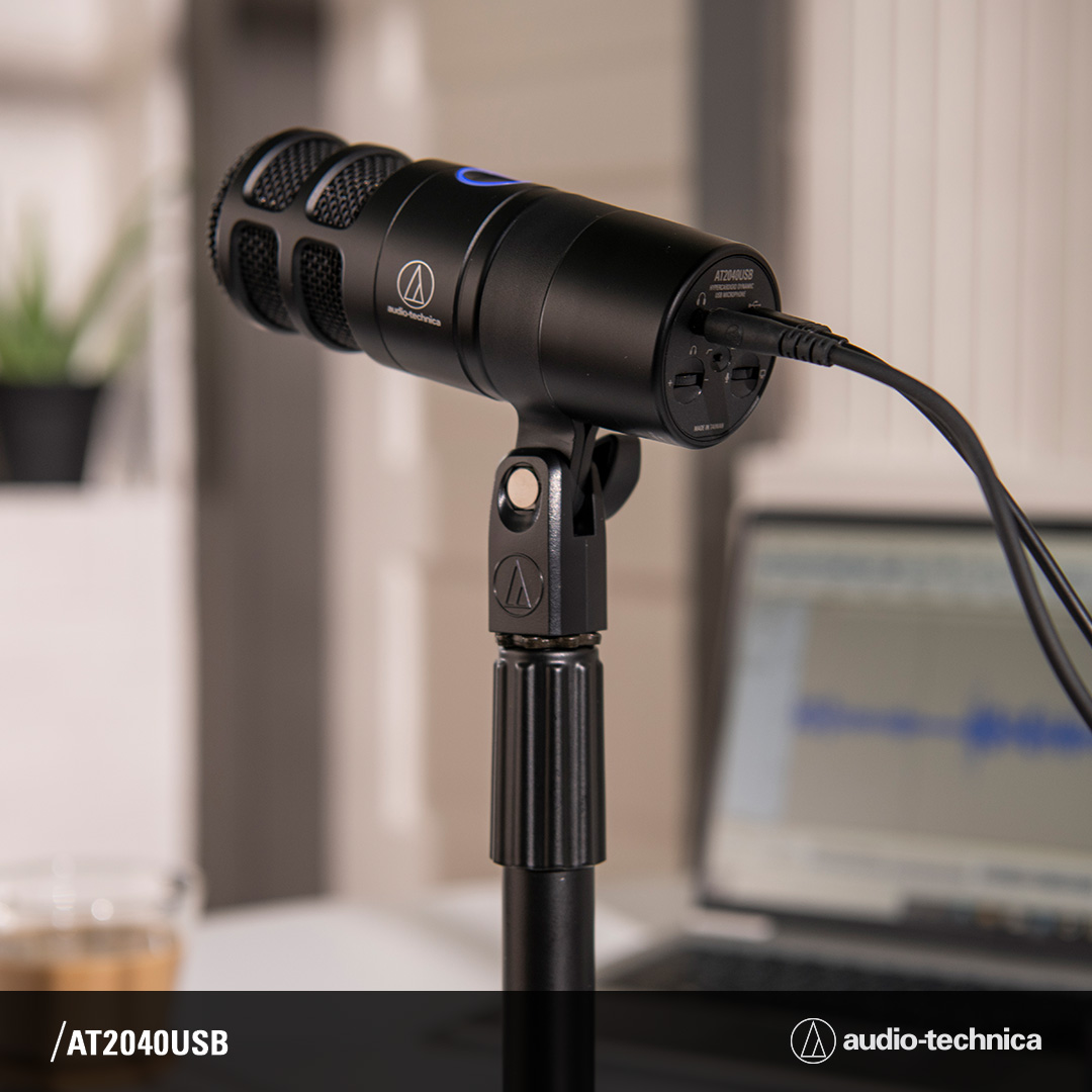 Your voice deserves to be heard in crystal-clear quality 💎 

#microphone #contencreator #techsetup #podcaster #podcastlife #audiotechnica