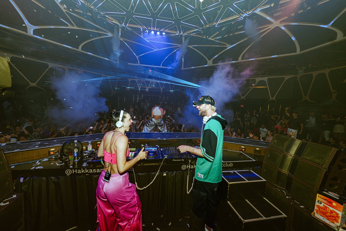 Dance with us at @HakkasanLV Nightclub this summer in Vegas! Join us on June 6th, June 20th, or July 27th!🤯 Grab your tickets to dance with us: taogroup.com/events/?event_…