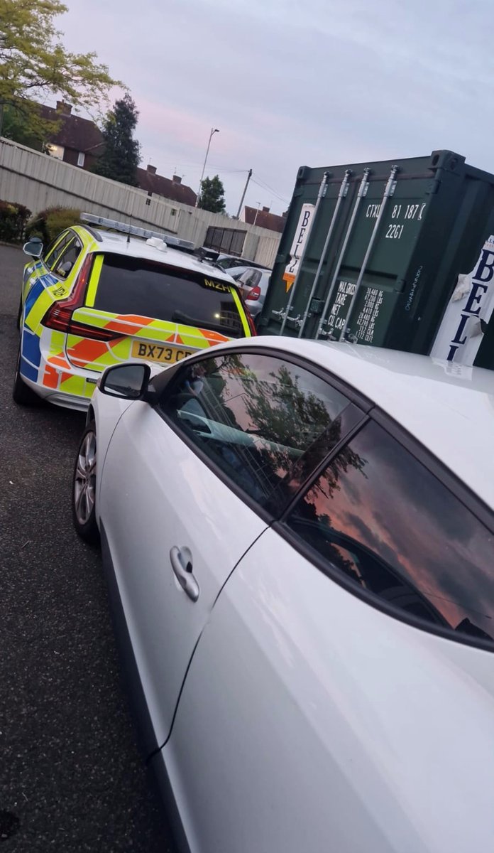 Proactive Syndicate Team 3 & 4 #EAPAS Deployed Mobile ANPR Cameras. Officers Responded to Reports of a Stolen Car which was being further used in Criminality. On sighting Police the Occupants Decamped, the Vehicle has been Recovered & Returned to the Owner. Enquiries Continue 2/2