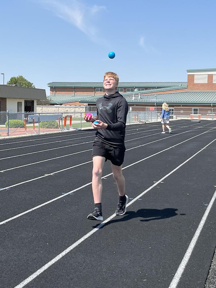 MinsterSchools's tweet image. On Monday, our Juggling Club wrapped up the year with a “joggling” track meet.  

Thanks to Mr. Muhlenkamp for sharing his passion with our students, and a special shout out to @MinsterTech 8th graders Eli Zumberger and Michael Wendeln for designing the 3D printed medals!