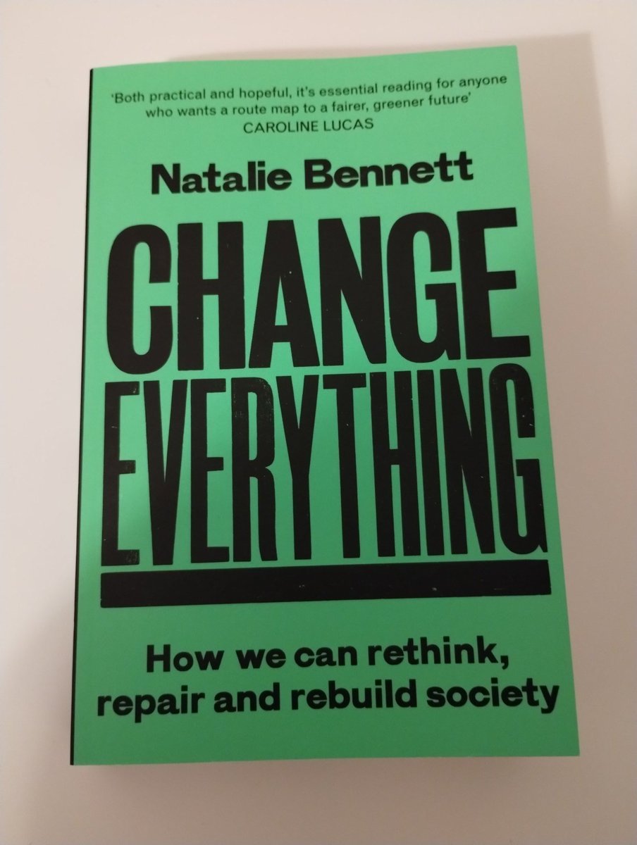 Several years ago <a href="/natalieben/">Natalie Bennett</a> agreed to a quick meet at kings x. I thought it would be hurried but she really listened &amp; asked incredibly informed qs about vaccines.  Was inspiring to see that combination of breadth of understanding &amp; empathy again tonight <a href="/FiveLeavesBooks/">Five Leaves Bookshop</a>