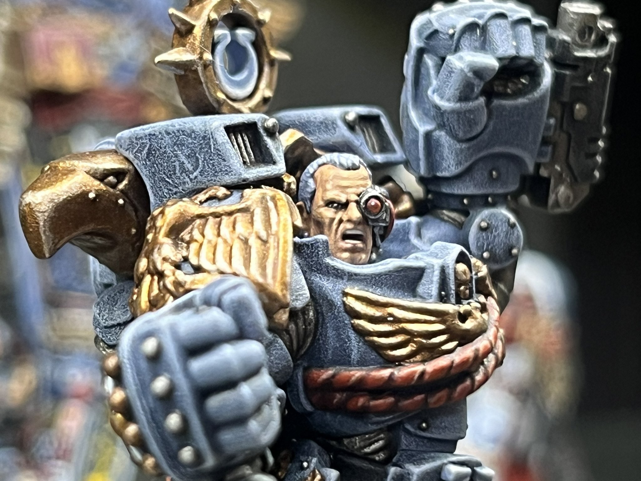 ウォーハンマー　40000 マルネウス・カルガー　ヴィクトリクス・オナーガード 楽天市場】【新品】ウルトラ・マリーン: マルネウス・カルガー