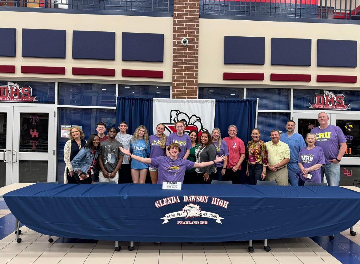 Today was Signing Day @ Dawson as <a href="/receblack2024/">Rece Black</a> has decided to continue his academic/athletic career <a href="/UMHB/">Mary Hardin-Baylor</a> <a href="/cru_basketball/">UMHB Basketball🏀</a> Special thanks to <a href="/dawsonhoops/">Dawson Basketball</a> for helping make this day special!!! <a href="/RLewisAcademy/">Rashard Lewis Academy</a> <a href="/tj_ford/">TJ Ford</a>
