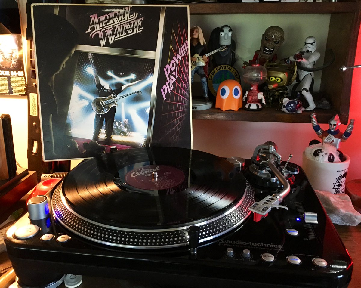 NP: April Wine - Power Play (1982)

Another magical Canadian 🇨🇦 classic rock band I love a lot. 🙏💖🤗

“Well, I'm ready to rock, and my temperature's hot, baby”

#VinylCommunity #VinylRecords #recordcollection #records #VinylAddict  #vinyljunkie #NowSpinning #LP #AprilWine