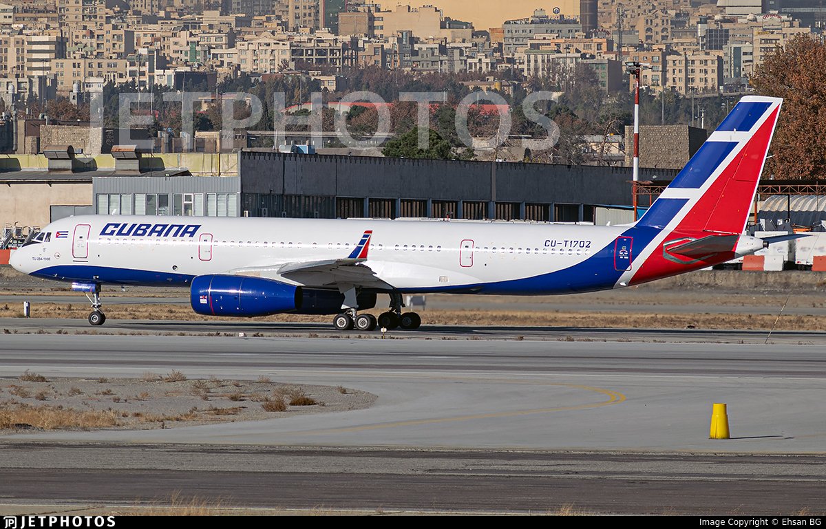 El resucitado Tupolev CU-T1702 de #cubanadeaviacion 

#Habana-#Caracas | t.ly/dCrvB

Para continuar la colonización narcopetrolera de #Venezuela, con 'colaborantes' #medicosesclavos, #instructoresmilitares #agentesinfiltrados #DGCIM y #G2 

#Now #cuavion #Cuba #14May