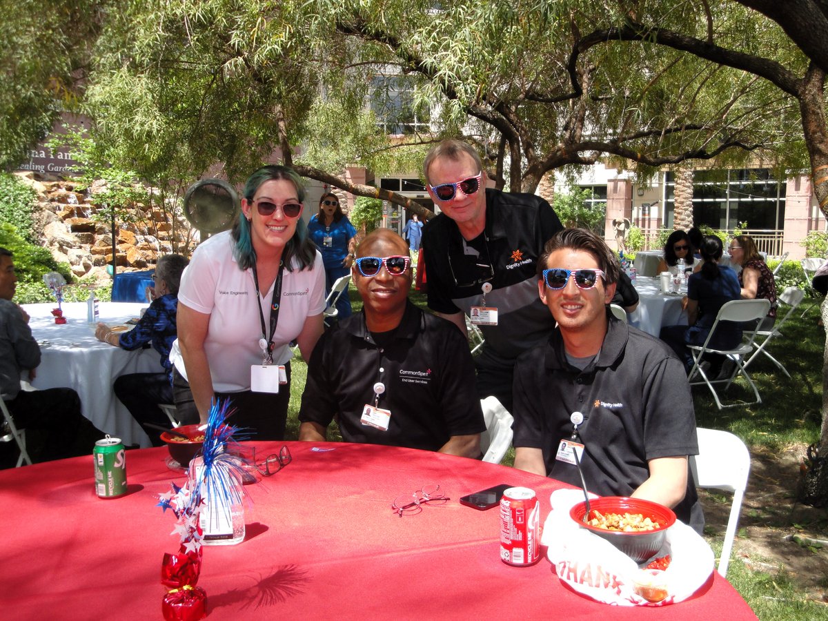 StRoseHospitals's tweet photo. We are celebrating our San Martin healthcare heroes with delicious treats and music for #HospitalWeek. Healing happens because of you. We thank you! https://t.co/RK8PTAhcIE