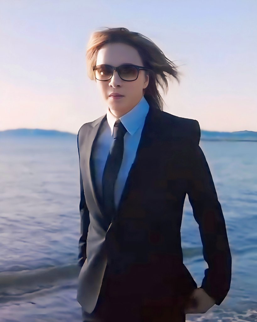 You're an incredible workaholic and really dislike to inactivity, but sometimes the best way to move forward is to stop and wait a bit. Try to hurry slowly, #YOSHIKI ❤ Can't wait to see you healthy and smiling ❤ #TeamYoshiki #WeAreX