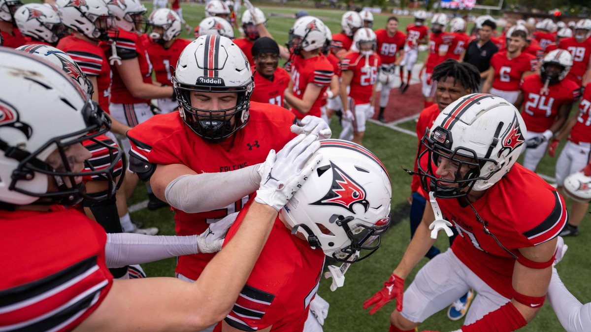 #AGTG I’m blessed to receive an offer from the University of Wisconsin-River Falls! <a href="/CoachWalkerRF/">Matt Walker</a> <a href="/UWRFFootball/">Falcon Football</a> <a href="/coachtommylewis/">Tommy Lewis</a> <a href="/RecruitReady/">Recruit Ready</a>