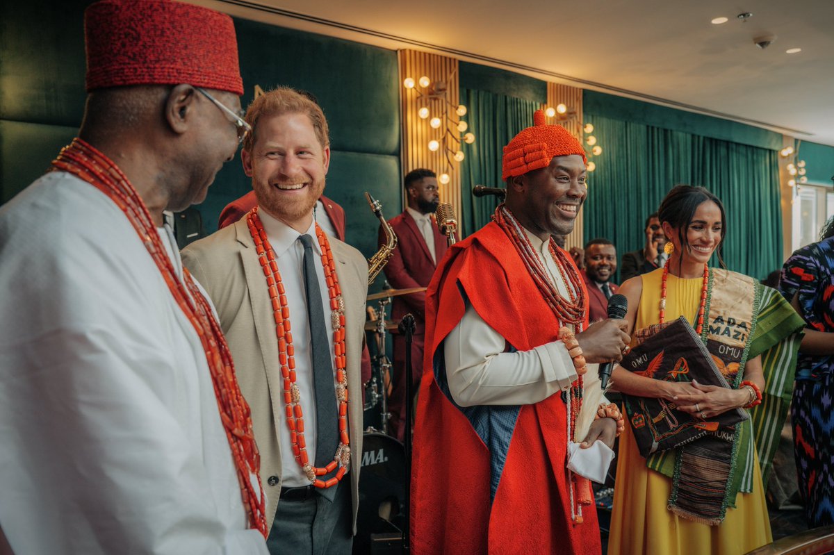 A Joyous moment with The Obi of Onitsha,  His Majesty Igwe Alfred Achebe, The Olu Of Warri, His Majesty Ogiame Atuwatse III and the Duke and Duchess of Sussex in Lagos.