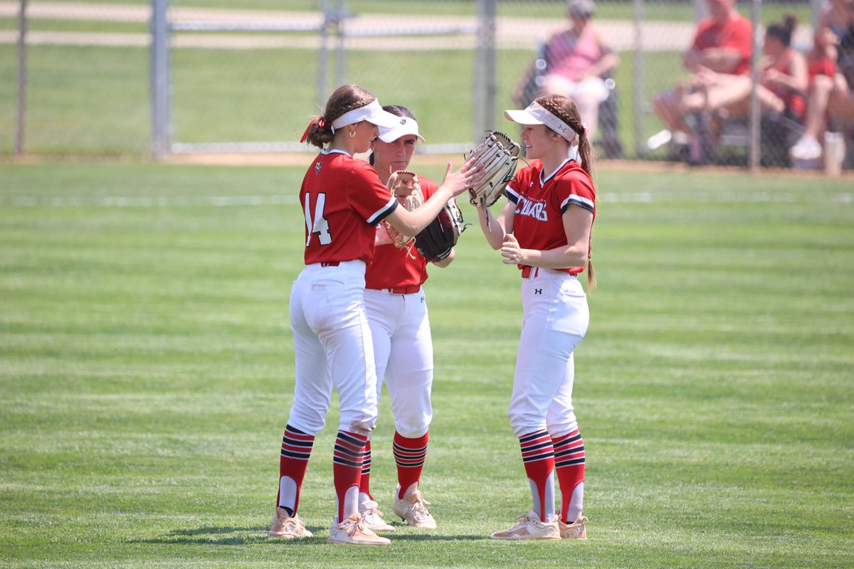 👀 Check out the 📸 gallery from today's @SXUsoftball game on Day Two of the #NAIASoftball Opening Round Sioux Center Bracket! #GoCougs🐾🥎 #WeAreSXU facebook.com/media/set/?set…