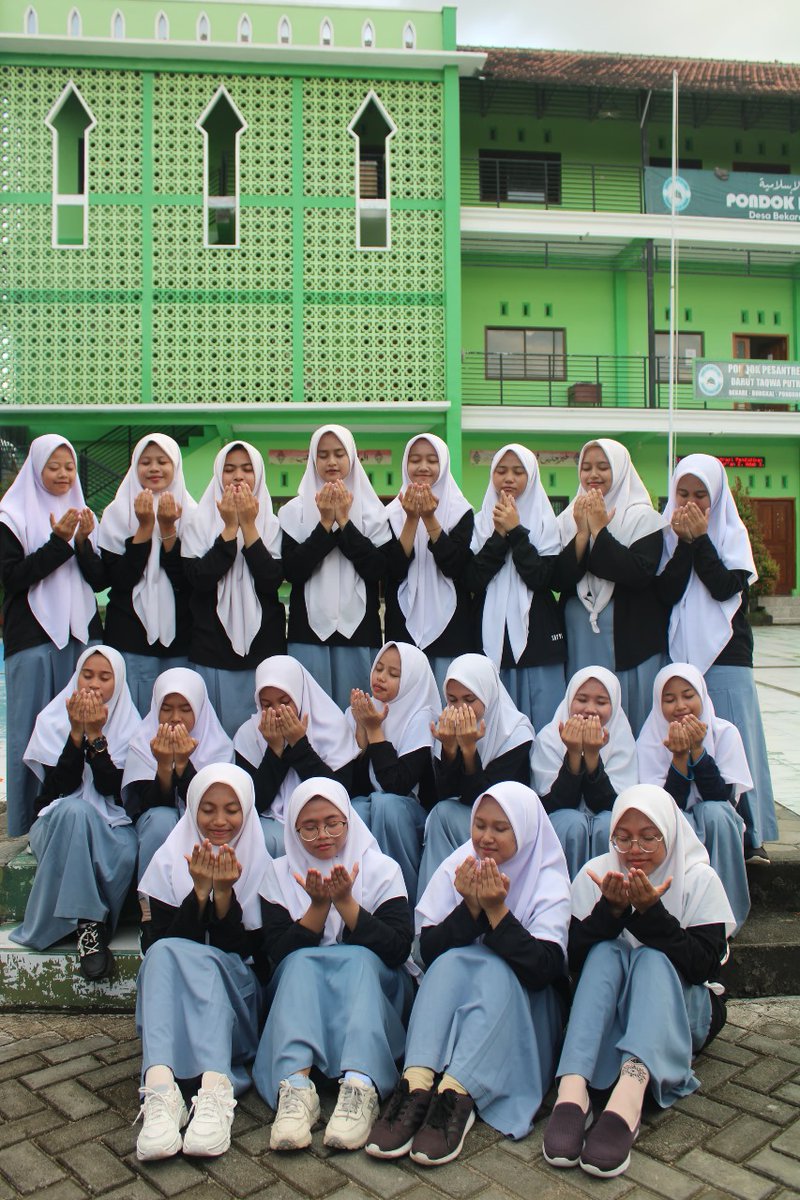 bosendehlo's tweet image. Bismillah Juni ketrima
#utbk #utbk2024