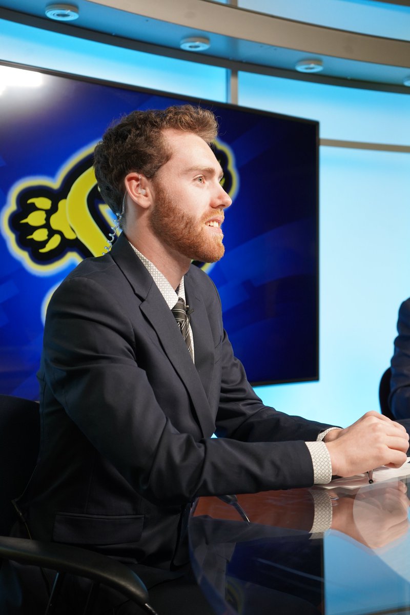 keithmsavage's tweet image. Thrilled to announce that I am heading to Johnson City, NY as a sports reporter/multimedia journalist for @WBNG12News!
I want to thank @Q30Television, @QUJournalism and everyone at Quinnipiac for guiding me over the past four years.
Follow my reporting account @keithsavagetv!