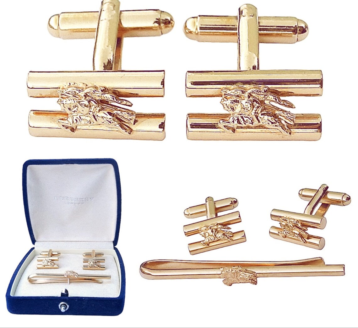 Burberry #Cufflinks & Tie Clip Set - #vintage 90s - Equestrian Knight Logo Gold Plated. Original Burberrys Box - #Mensfashion Cuff Links via #etsystore #etsy t.ly/YIo5C