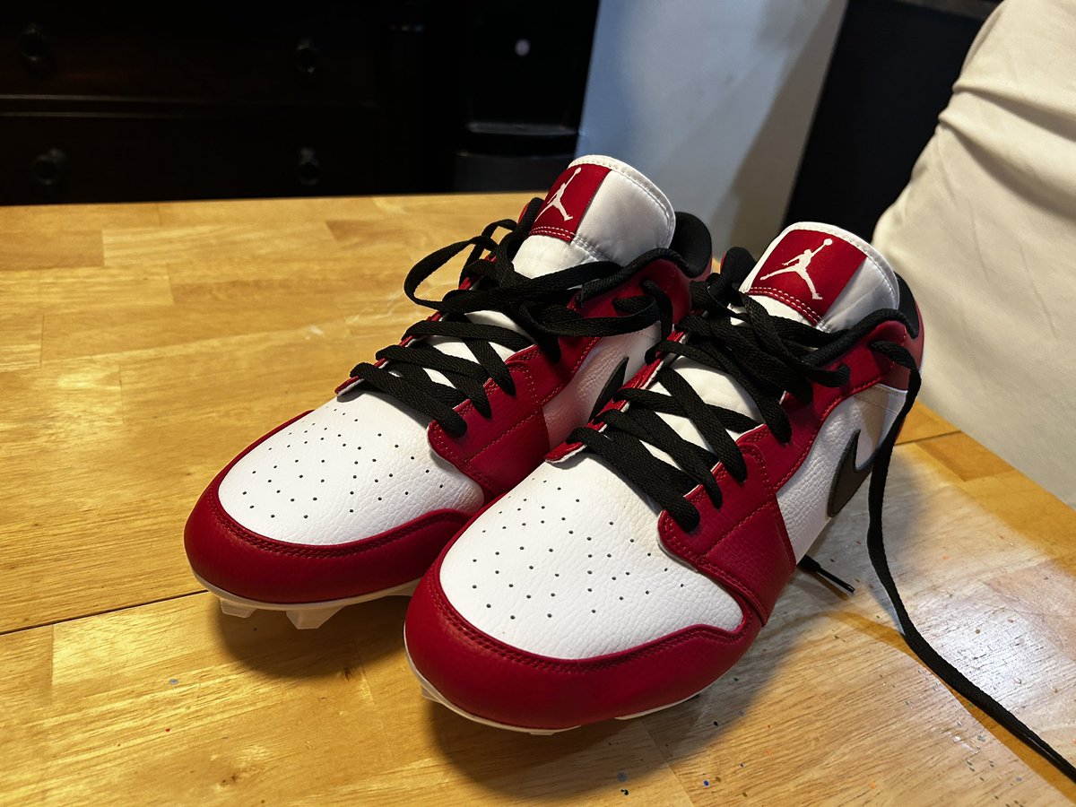 Getting ready for the spring game with some new cleats. Incredibly thankful for my dad for getting me these. He always supports me. Love you dad.