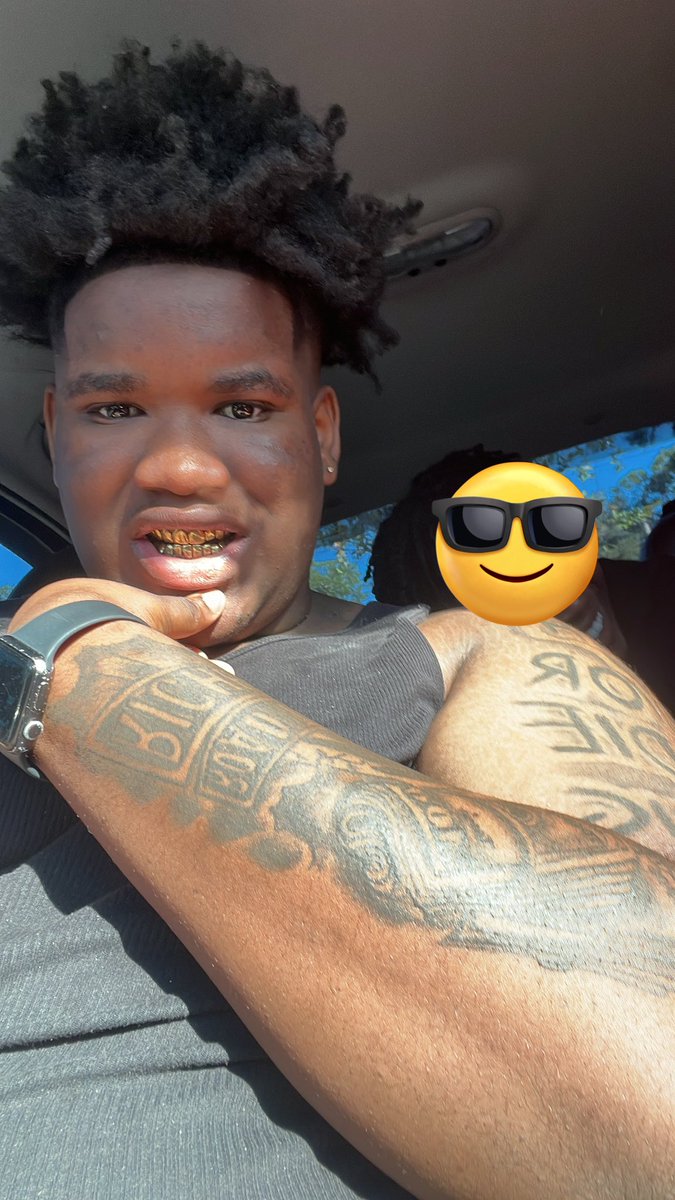 Trevin3x's tweet photo. ✅💚 https://t.co/6GplsbDkBA