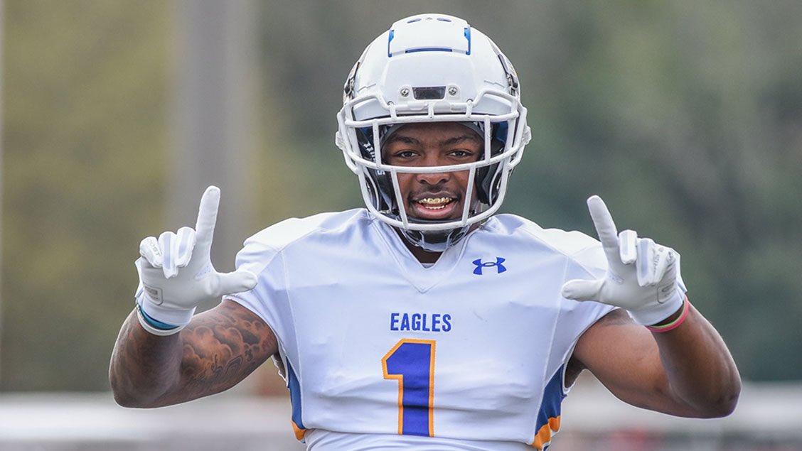 Tamirr Bullock (@tamirrjr) on Twitter photo After a great conversation with <a href="/CoachRo35/">Coach Roland Brady</a> I am Blessed to announce that I have received my first D1 offer!!! ✝️ #AGTG #blessed <a href="/CoachAbbasi/">Coach Abbasi</a> <a href="/CoachSitala/">Coach Time Sitala</a> <a href="/MJCFootball/">MJC Football</a> <a href="/JuCoFootballACE/">JuCo Football Forer</a> After a great conversation with <a href="/CoachRo35/">Coach Roland Brady</a> I am Blessed to announce that I have received my first D1 offer!!! ✝️ #AGTG #blessed <a href="/CoachAbbasi/">Coach Abbasi</a> <a href="/CoachSitala/">Coach Time Sitala</a> <a href="/MJCFootball/">MJC Football</a> <a href="/JuCoFootballACE/">JuCo Football Forer</a>