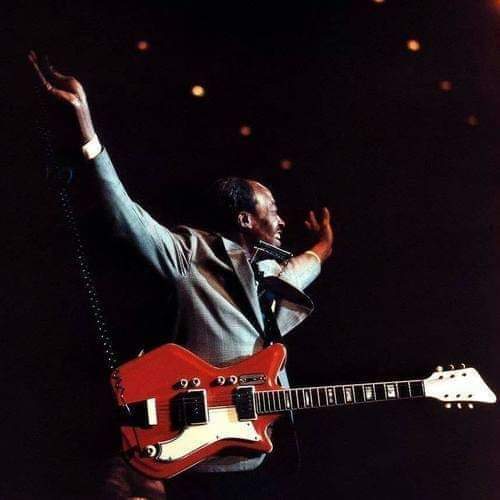 #jimmyreed                📸 Jan Persson 
youtu.be/OM4tFAGPXtE?fe… 🎶