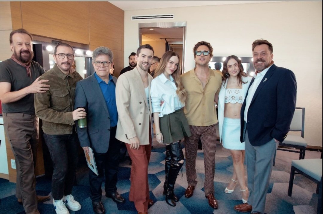 #QuiénLoMató el  elenco de la serie @PrimeVideoMX 

@zuriavvega & @DiegoBoneta, @LuisGerardoM, @belindapop
🎬