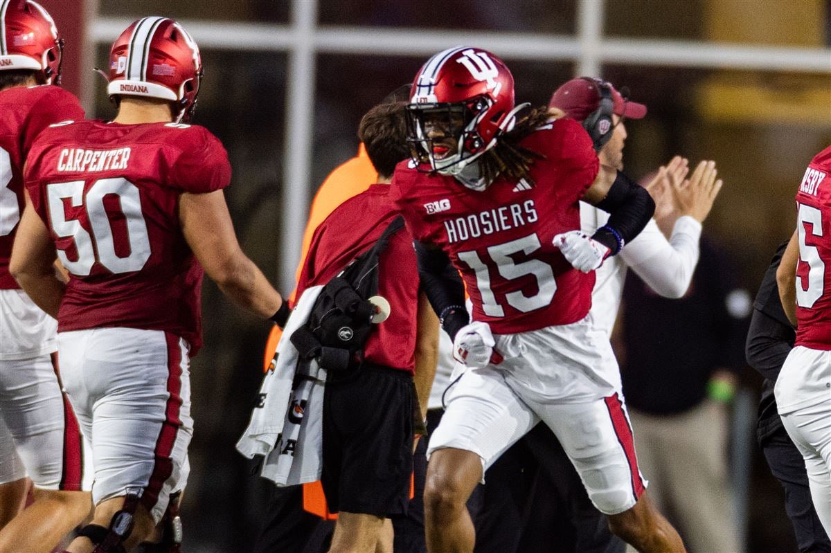 Thankful to receive an offer from Indiana University! @CoachOjong @CoachSmiley983 @CoachGodfrey_27 @CoachGotell @CoachBoHeard @CoachMurphySC03 @CoachKBailey_5 @CoachDavis314 @PassFootball5