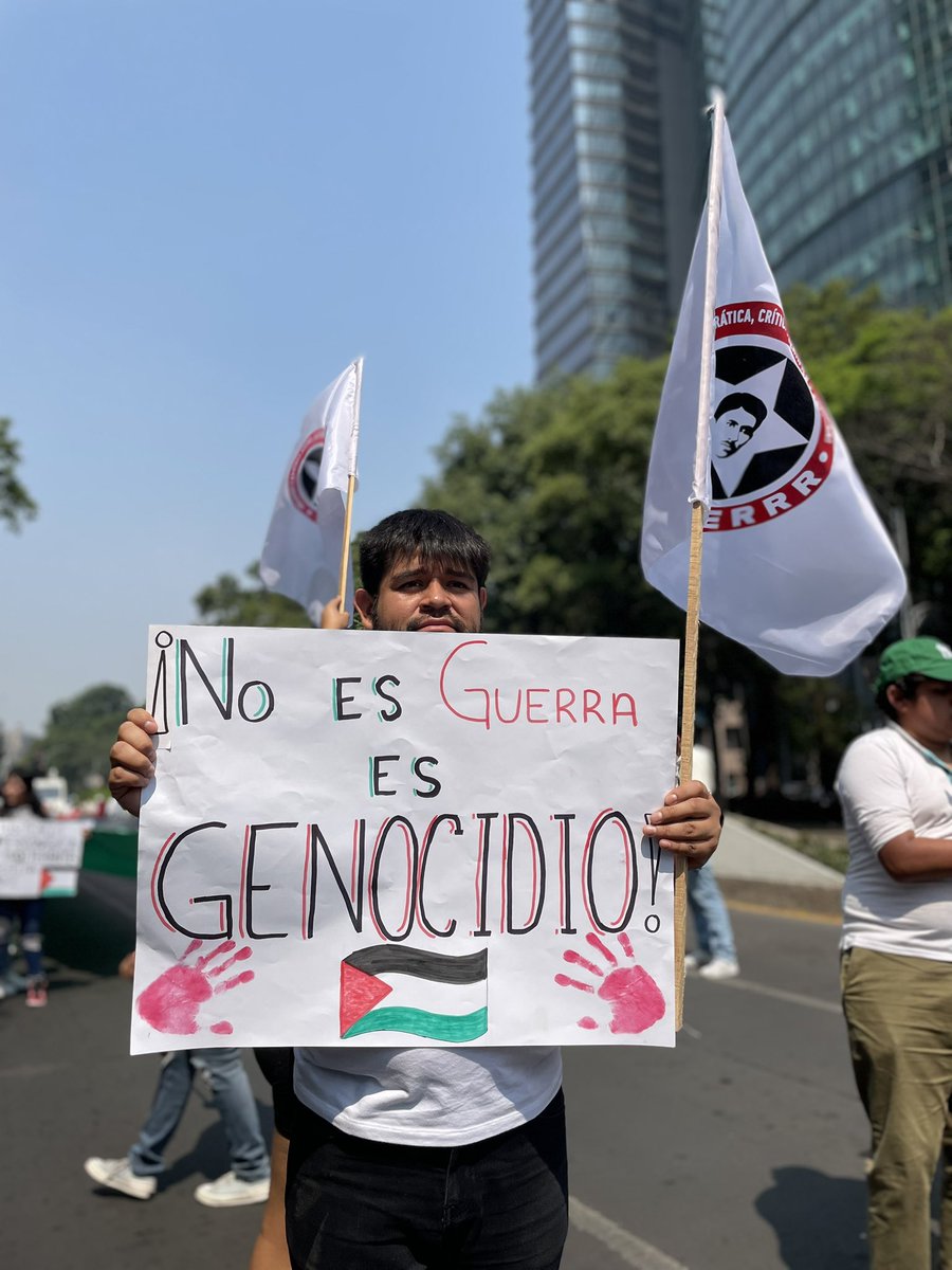 No es guerra, ES GENOCIDIO: Visto en la Ciudad de México hoy.