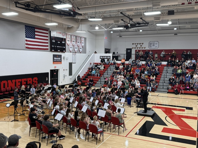 Our 5th and 6th grade band students did an amazing job tonight during the spring band concert!  It's amazing to see the growth from the start of the year to now! We have some amazing musicians at CMS!