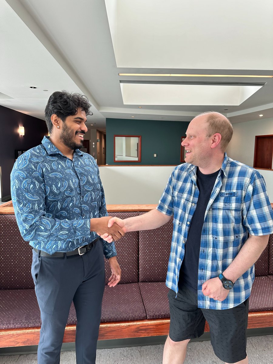 Congratulations to Sachin Liyanage on his MSc degree! #NMRchat @uOttawaScience @uott